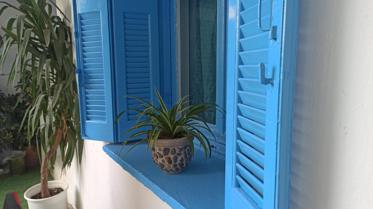 Cozy Room In Quiet Neighbourhood Athena Bagian luar foto
