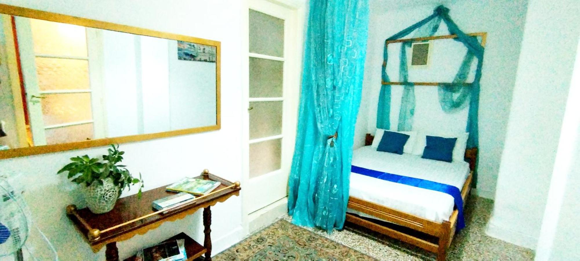 Cozy Room In Quiet Neighbourhood Athena Bagian luar foto