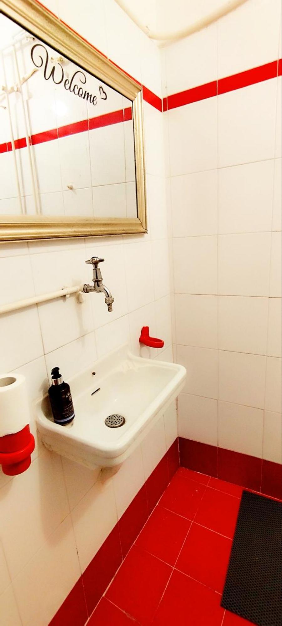 Cozy Room In Quiet Neighbourhood Athena Bagian luar foto