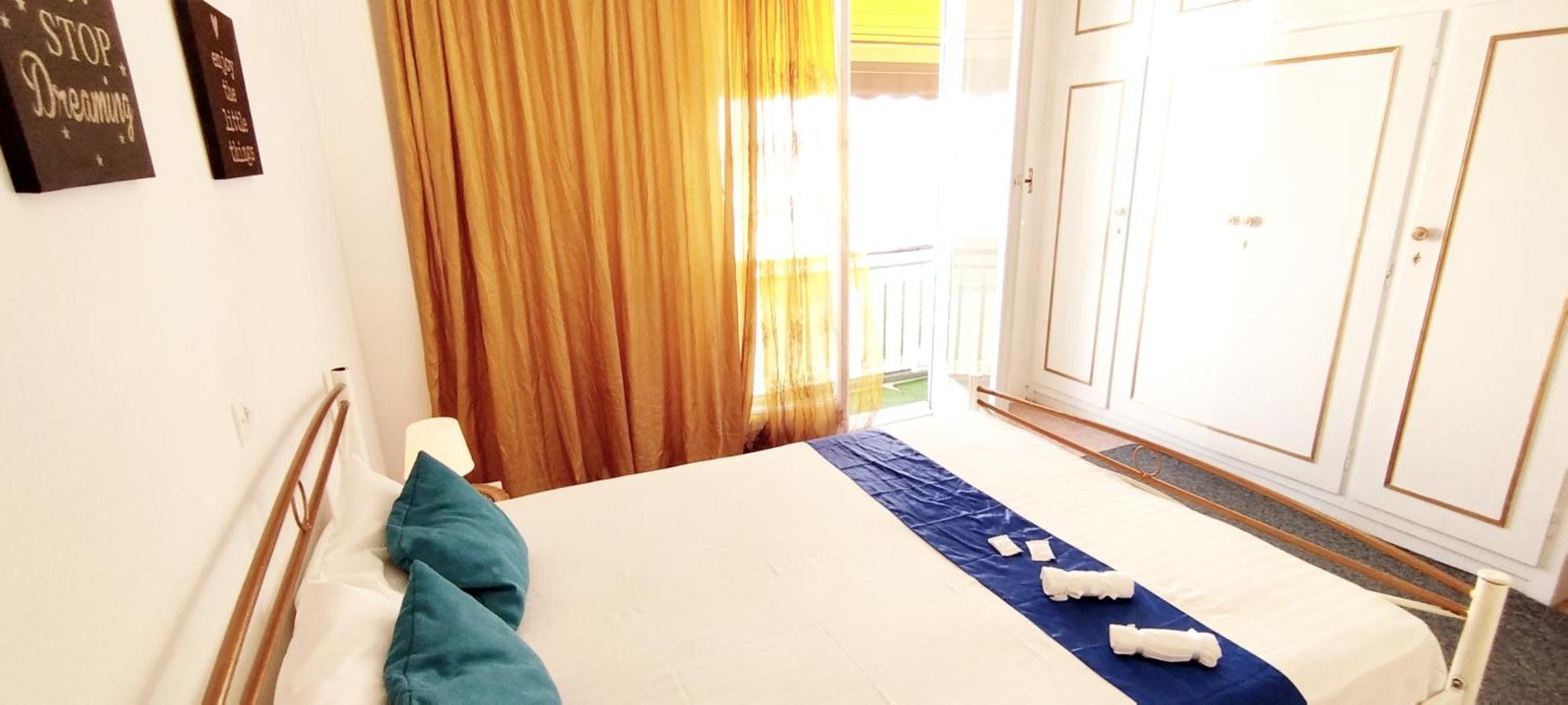 Cozy Room In Quiet Neighbourhood Athena Bagian luar foto