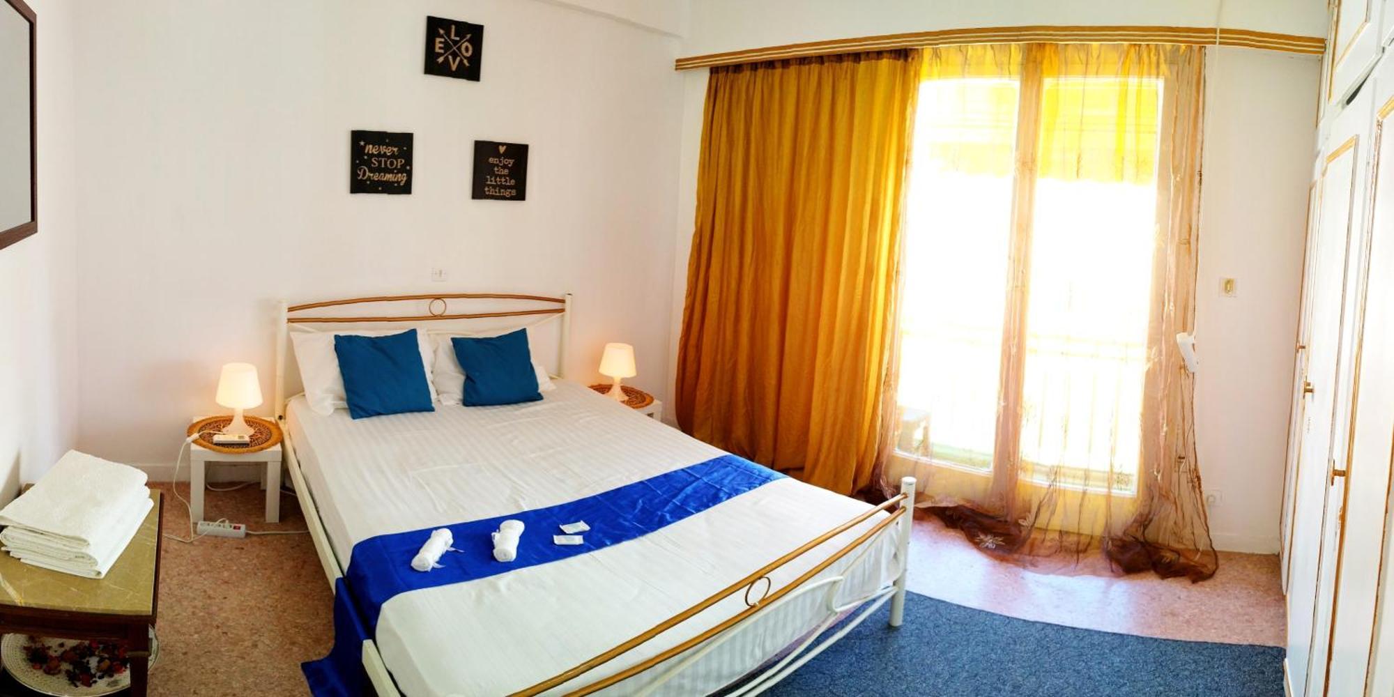 Cozy Room In Quiet Neighbourhood Athena Bagian luar foto