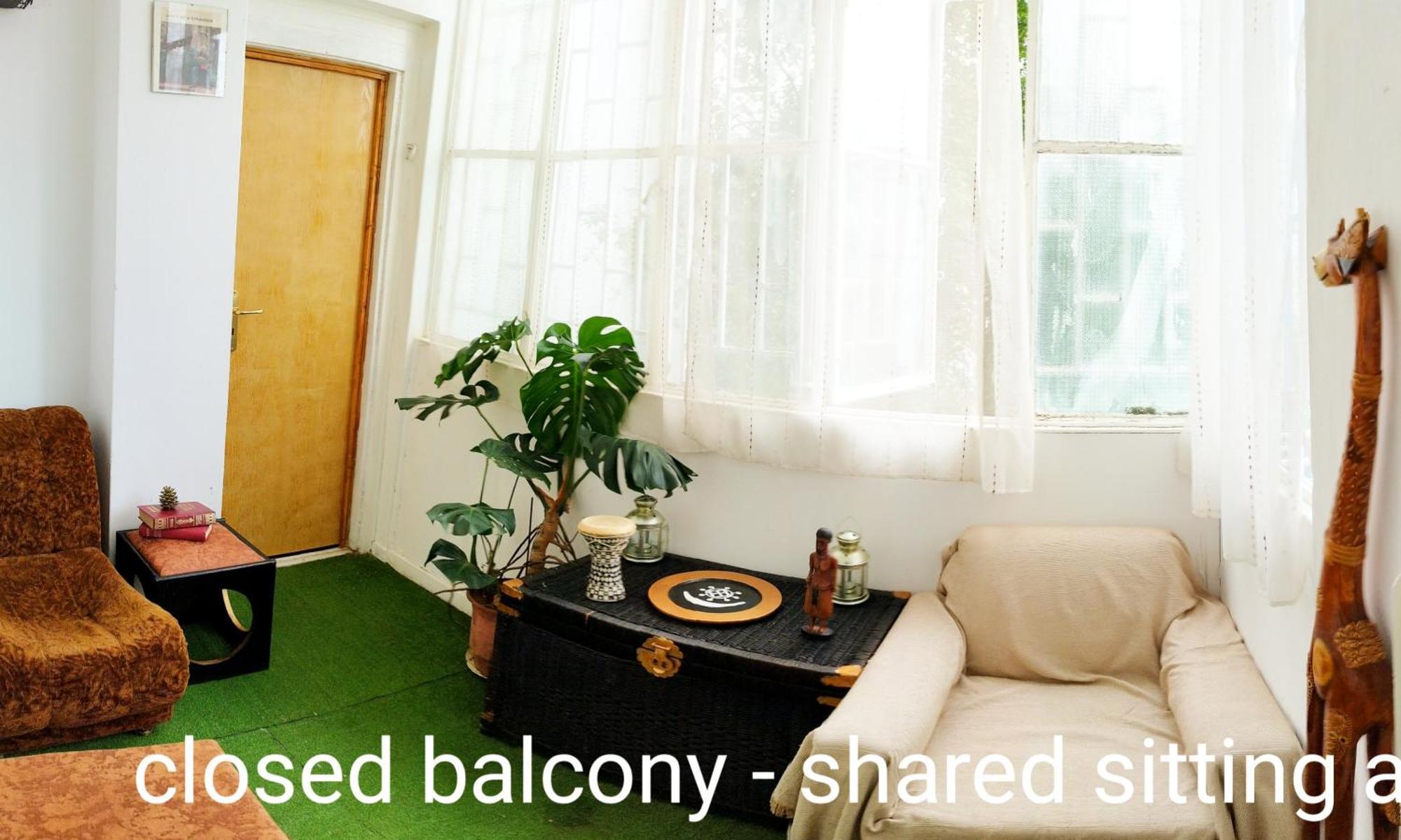 Cozy Room In Quiet Neighbourhood Athena Bagian luar foto