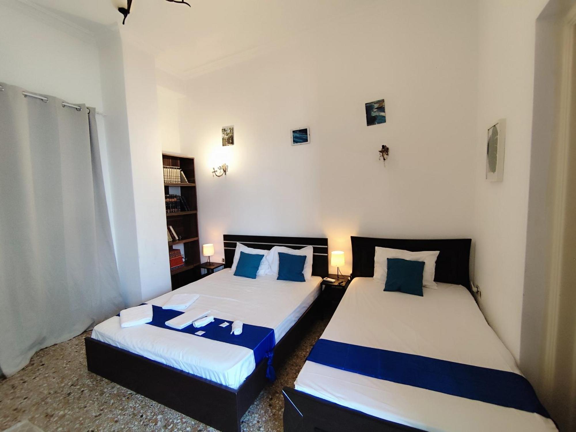 Cozy Room In Quiet Neighbourhood Athena Bagian luar foto