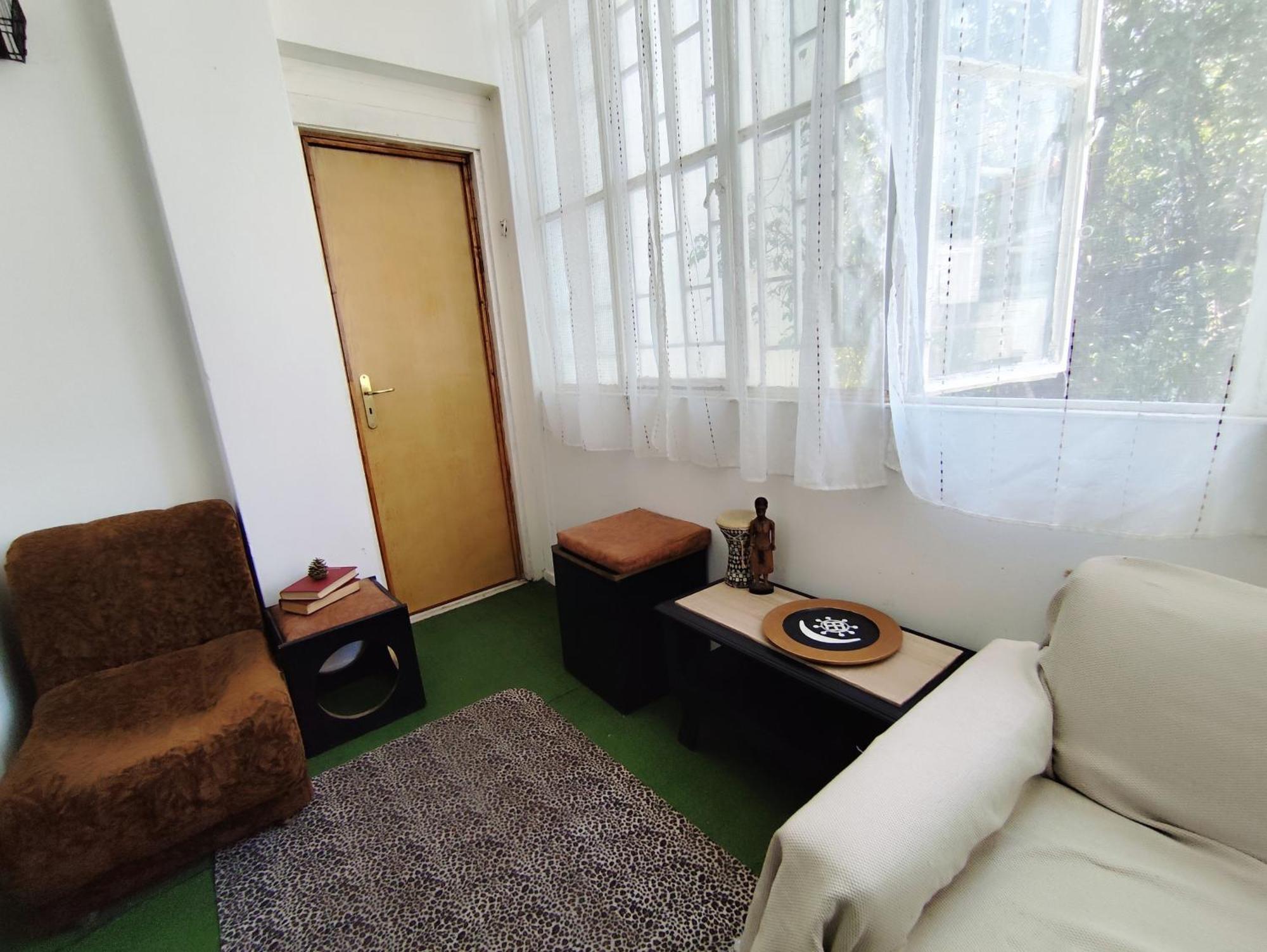 Cozy Room In Quiet Neighbourhood Athena Bagian luar foto