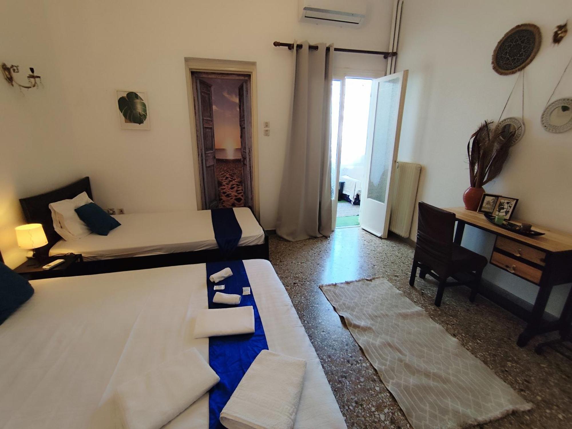 Cozy Room In Quiet Neighbourhood Athena Bagian luar foto